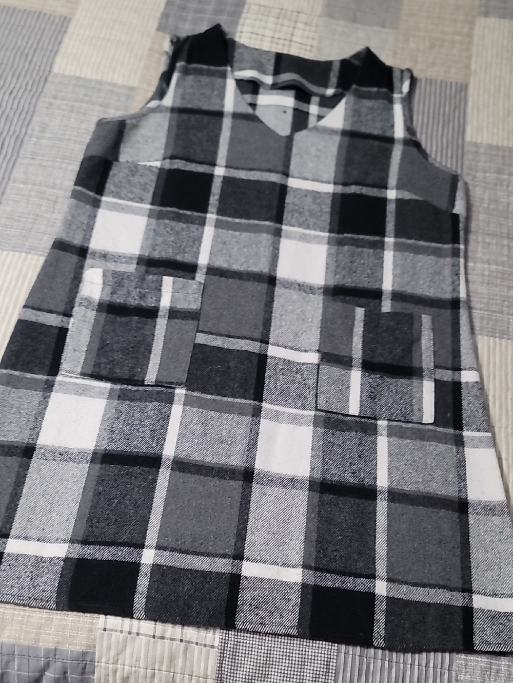 3/$20 SHEIN Black & Gray Plaid Sleeveless Romper Dress